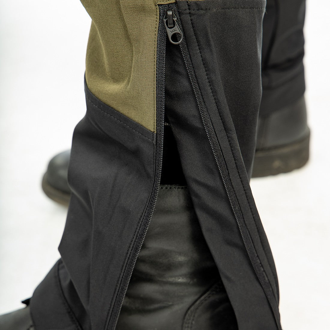 Performance Pants - Men